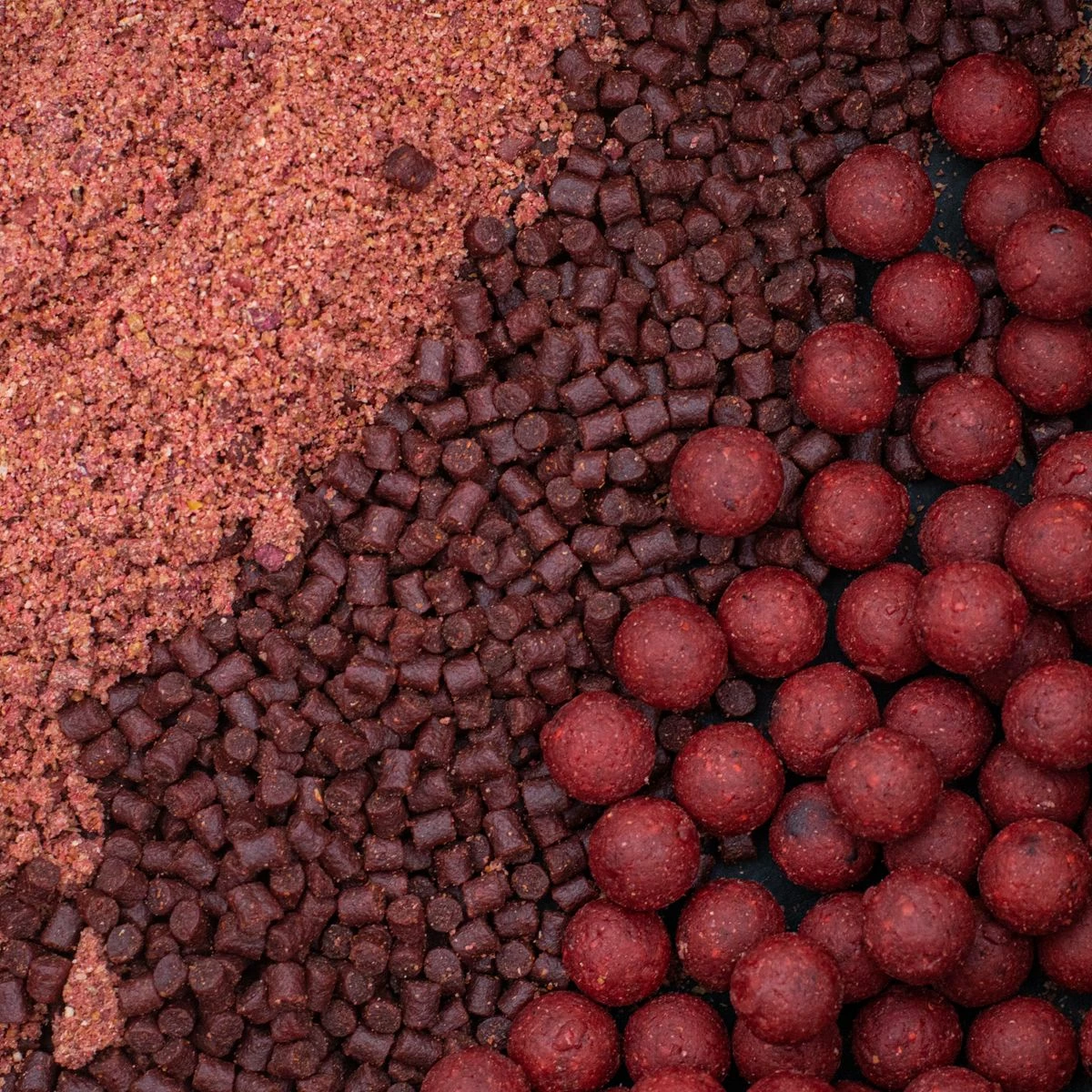 Dynamite Baits Robin Red Carp Bundle Bait & Additives 6 Dynamite Baits Robin Red Carp Bundle Bait & Additives - Image 6